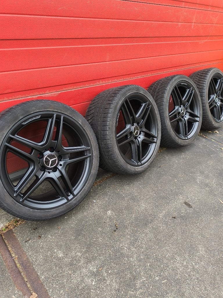 Mercedes velgen 18 inch winterbanden Amg velgen breedset, Ophalen, Gebruikt, Mercedes-Benz