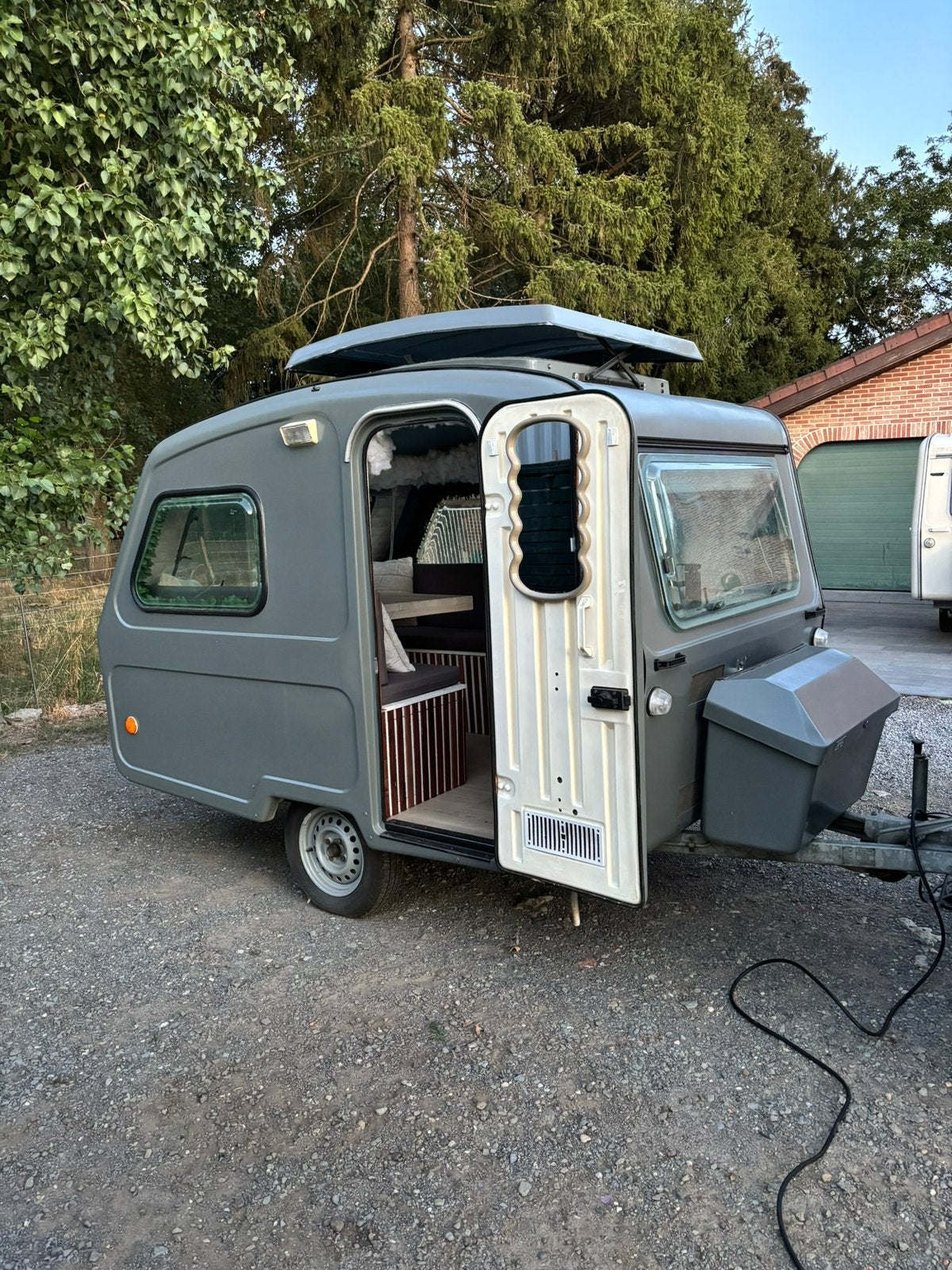Niewiadow N126 – Compacte, lichte en praktische caravan, Caravanes & Camping, Particulier