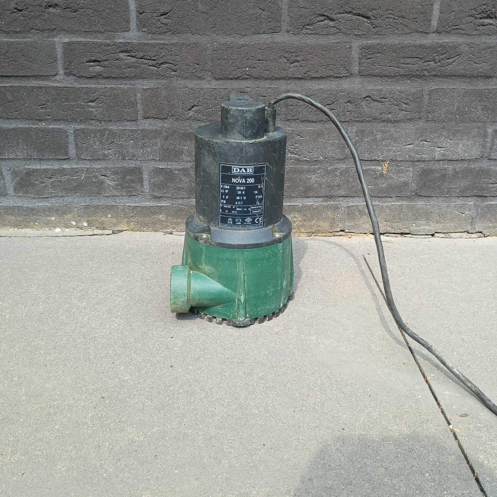 Dompelpomp DAB nova 200, Tuin en Terras, Ophalen, Gebruikt, Elektrisch, Dompelpomp