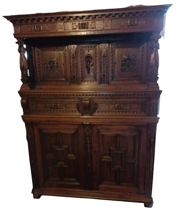 Coffret à sculpture en chêne du XVIIIe siècle, Antiquités & Art, Antiquités | Meubles | Armoires, Enlèvement