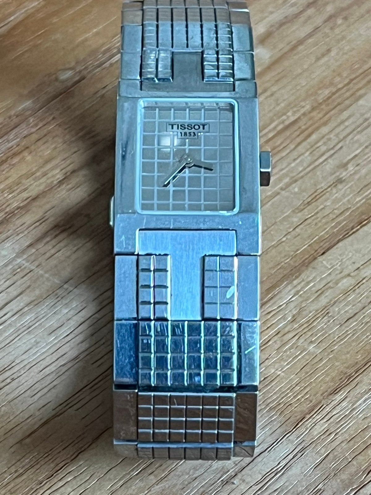 TISSOT T04118530 dameshorloge, Ophalen of Verzenden, Zo goed als nieuw