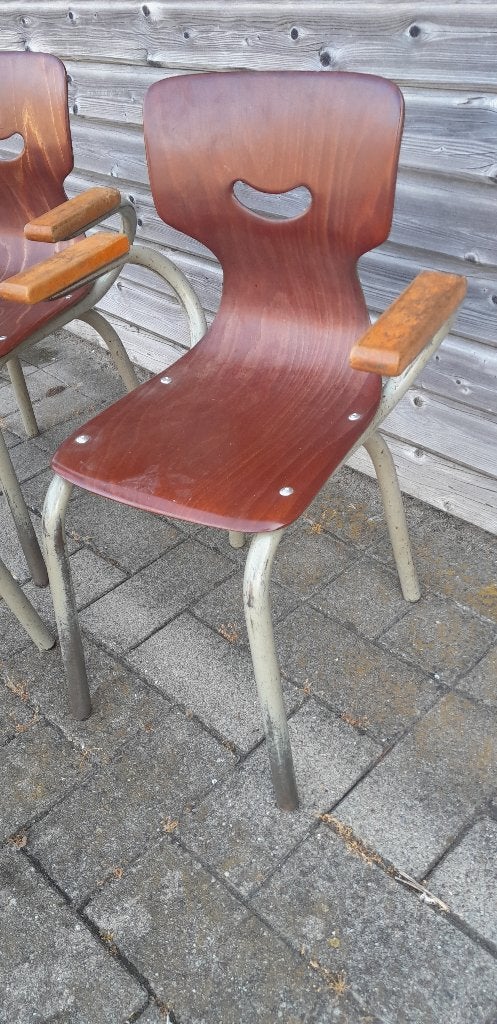 Mooie vintage kinderstoelen , schoolstoeltjes Tubax 1969 ., Ophalen of Verzenden
