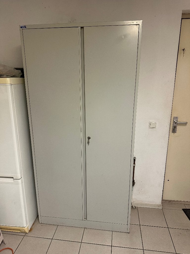 Stalen opberg kast, Ophalen, Gebruikt