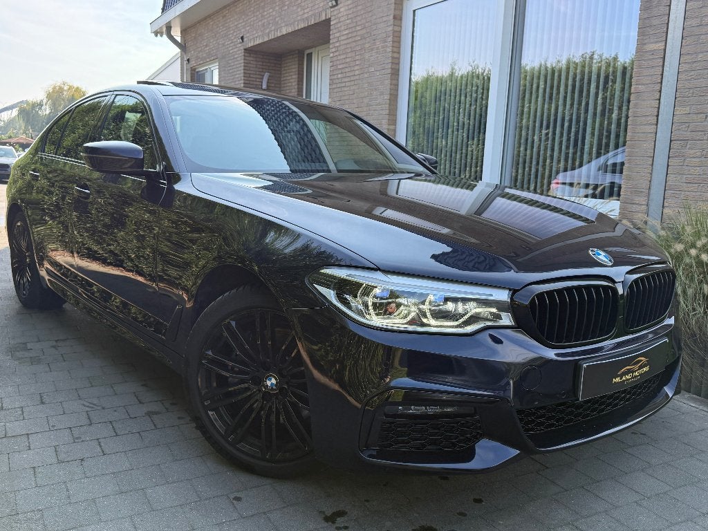 BMW 530E M Package/Toit ouvert, Cuir, Euro 6, Entreprise, Entretenue par le concessionnaire