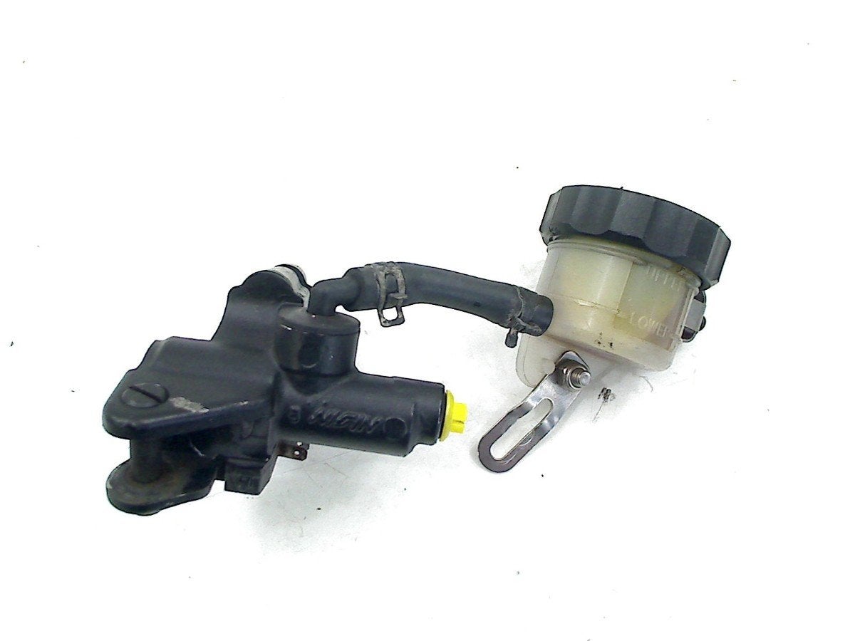 FREIN MAITRE CYLINDRE AVANT YZF R1 2000-2001 (YZF-R1 5JJ), Yamaha Motor Europe N.V., Utilisé, Customersupport@yamaha-motor.co.uk
