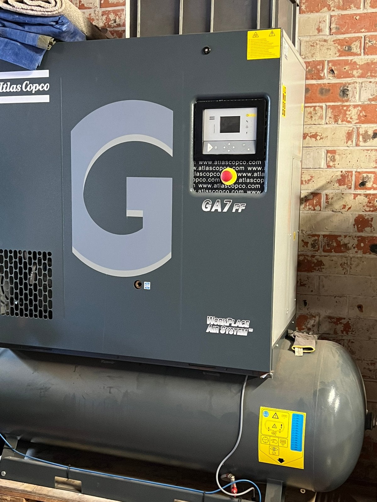 Atlas Copco GA7 FF 500l - 2021, Doe-het-zelf en Bouw, 100 liter of meer, Ophalen, Zo goed als nieuw, Geluidgedempt