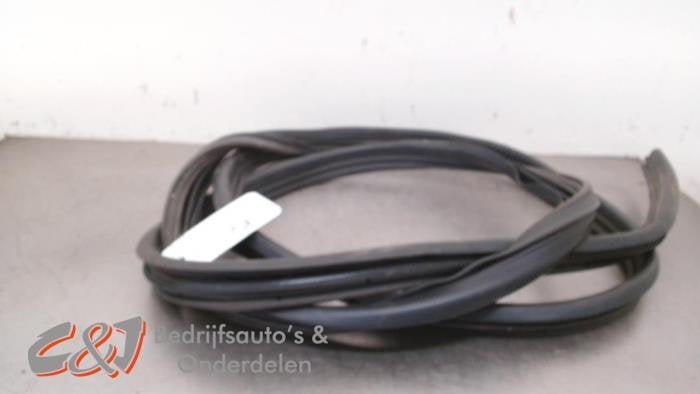 Joint caoutchouc portière 2portes droite d'un Ford Transit, -, 3 mois de garantie, -, -