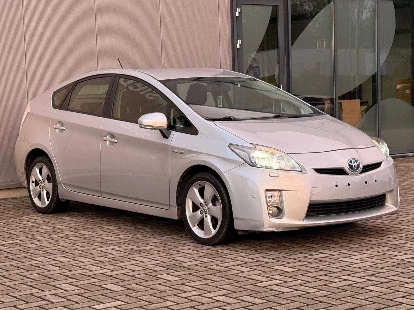 TOYOTA PRIUS HYBRIDE BUSSINES 1.8 FULL OPTION, Autos, Entreprise, Carnet d'entretien, 5 portes, 5 places