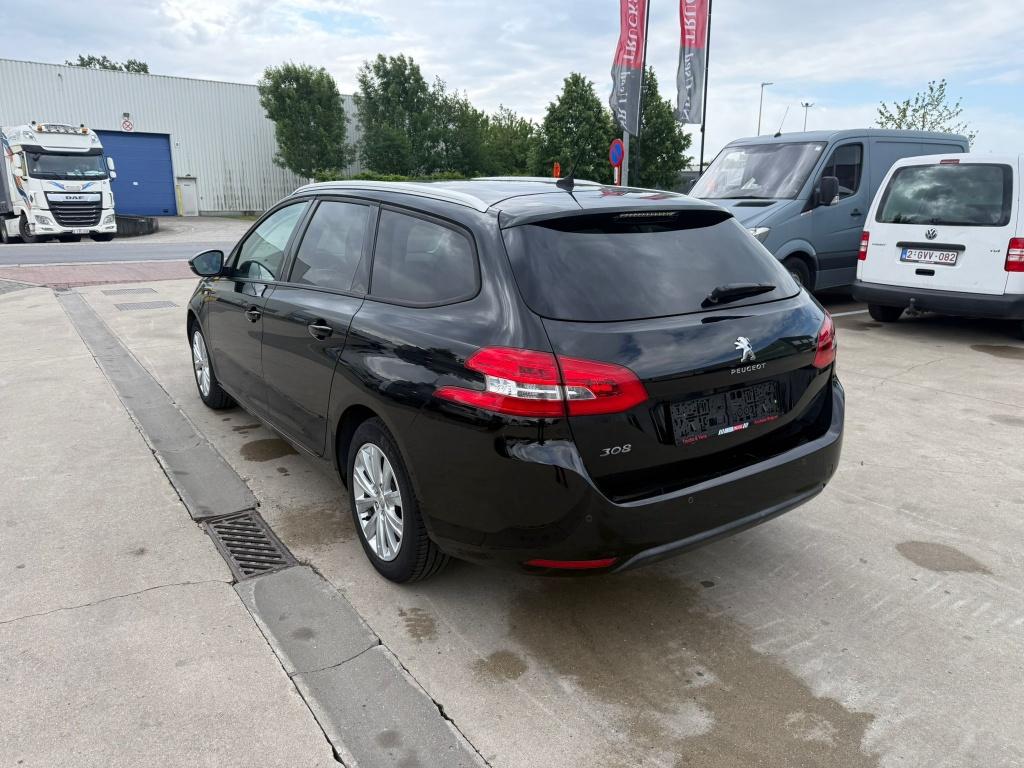 Peugeot 308 (Stock ID 26132) — 11
