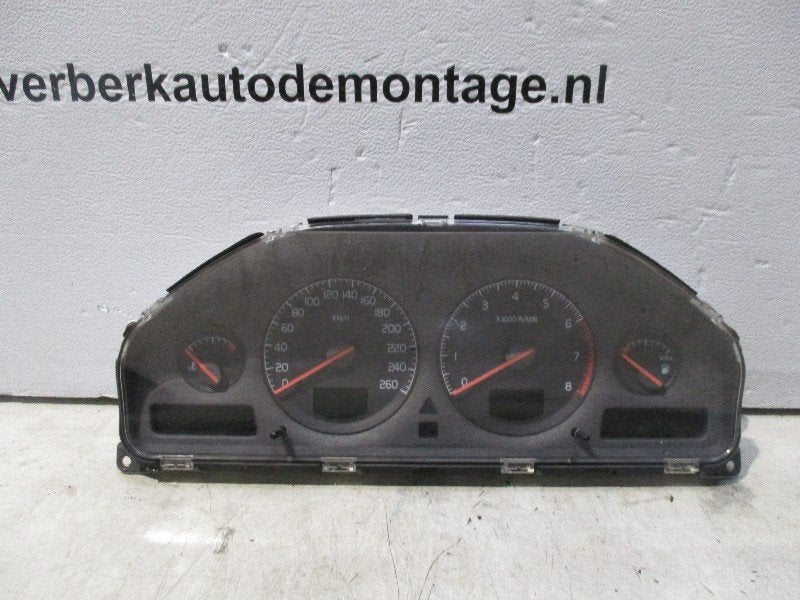 INSTRUMENTS DE BORD Volvo S80 (TR / TS) (9499668), Info@volvocars.com, Volvo Car Germany GmbH, Siegburger Straße 229
50679  Köln, DE