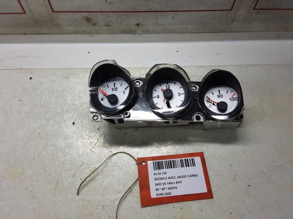 HORLOGE Alfa Romeo 156 (932) (01-1997/09-2005) (60657729), Mevr. I. Hauben, Utilisé, Alfa Romeo, Rue de l'Espoir 34 34
4030  GRIVEGNÉE, BE