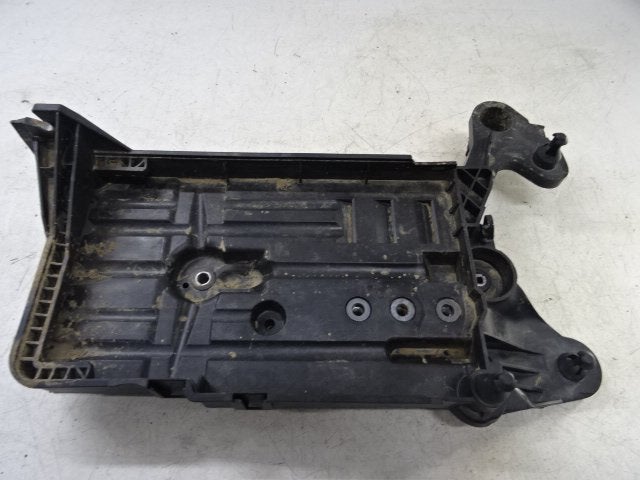 SUPPORT DE BATTERIE Volkswagen Golf VII (AUA), Volkswagen, Mevr. I. Hauben, Utilisé, Rue de l'Espoir 34 34
4030  GRIVEGNÉE, BE