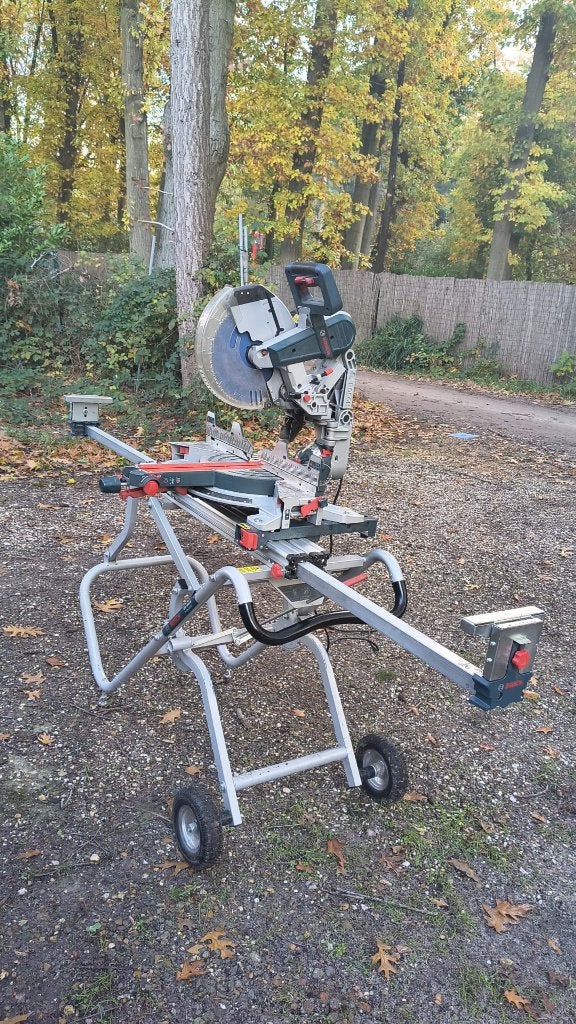 Bosch GCM 12 GDL Afkortzaag met onderstel, Doe-het-zelf en Bouw, Ophalen, Gebruikt, 70 mm of meer, Bosch Professional