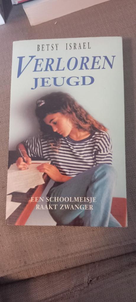 Jeunesse perdue. Betsy Israël, Enlèvement ou Envoi