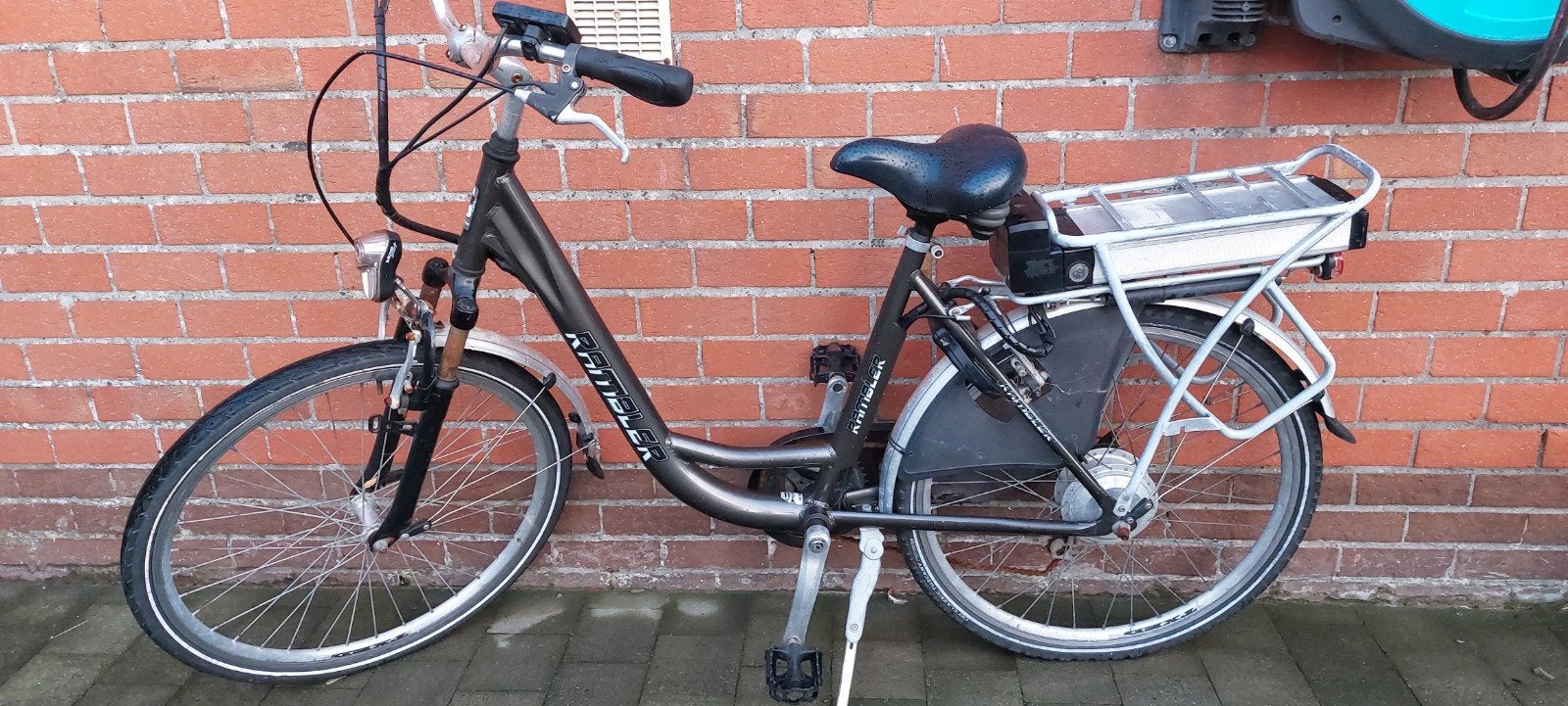 oude elektrische fiets voor onderdelen, Ophalen