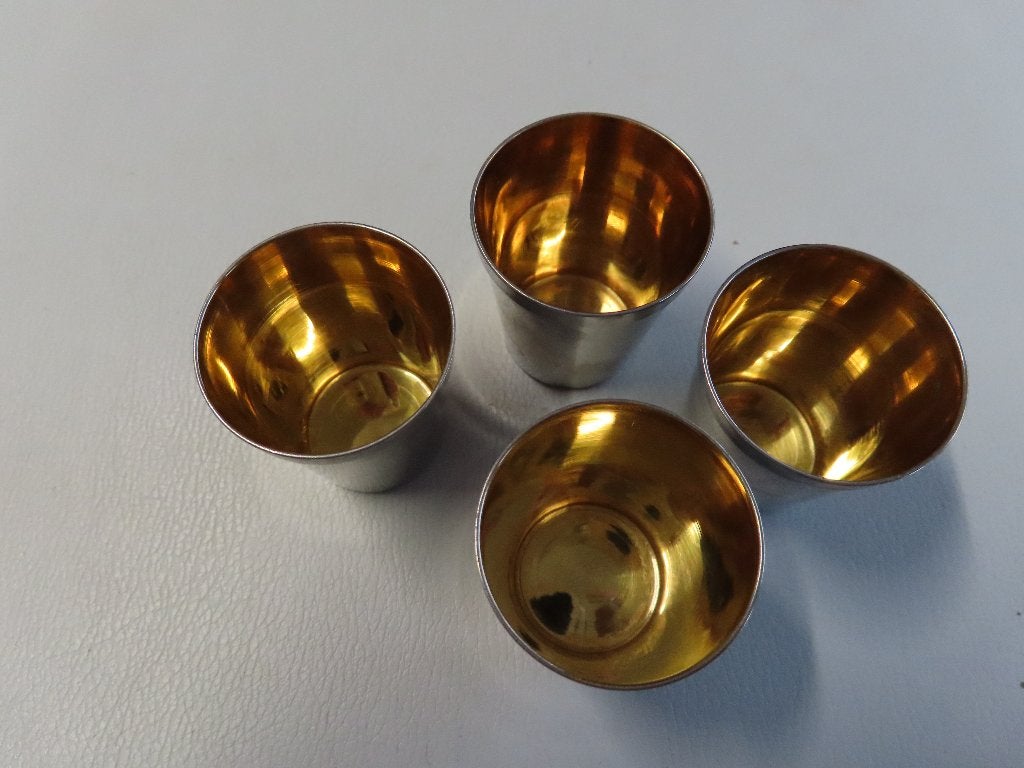 Boissons Gobelets à boisson Ø 3,5 cm 25,00€, Enlèvement ou Envoi, Comme neuf, Autres matériaux, Autres types