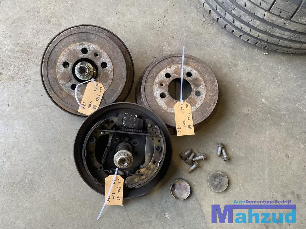 VW POLO 6R Achter achteras links rechts remtrommel 2009-2016, Volkswagen, Volkswagen AG, Vw@volkswagen.de, Utilisé