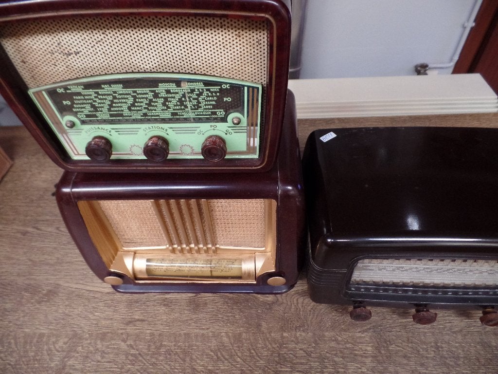 CESSATION DE COLLECTION RADIO VINTAGE ( cause d age ), Antiek en Kunst, Ophalen