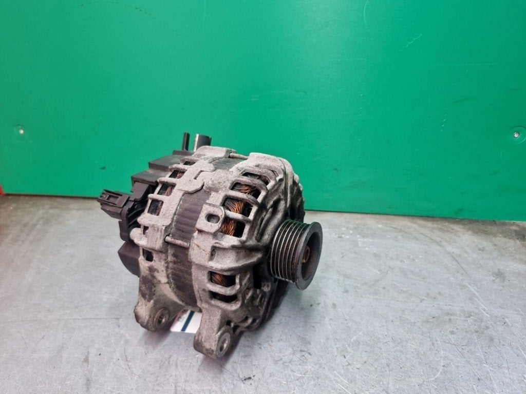 ALTERNATEUR Range Rover Evoque (LVJ / LVS) (01-2011/12-2019), Robert Bosch AG, Land Rover, Utilisé, Robert-Bosch-Allee 1
74232  Abstatt, DE