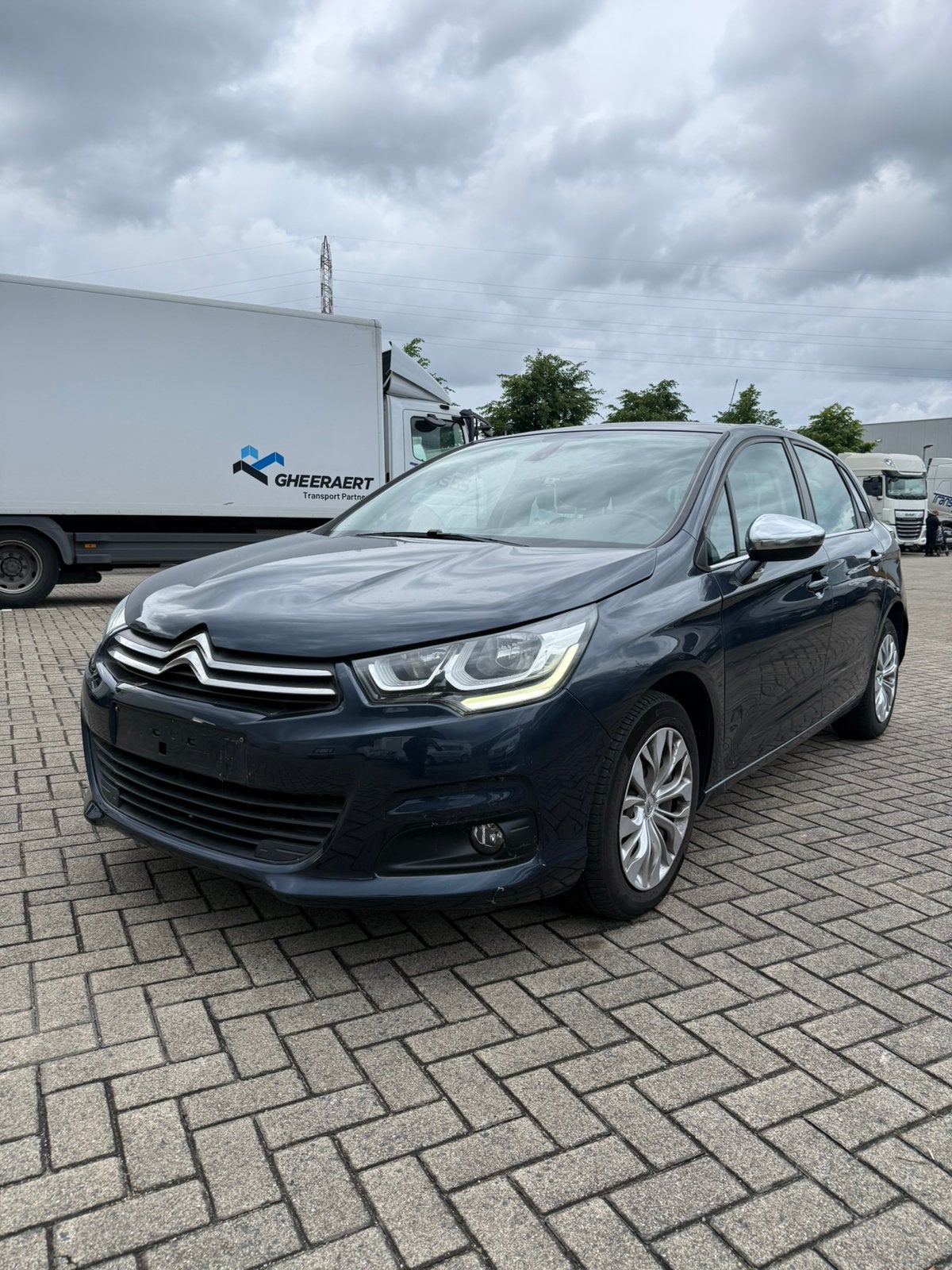 Citroen C4 1.2 benzine / 96KW / Airco / Bluetooth, Auto's, Citroën, Bluetooth, Euro 5, Stof, Overige kleuren