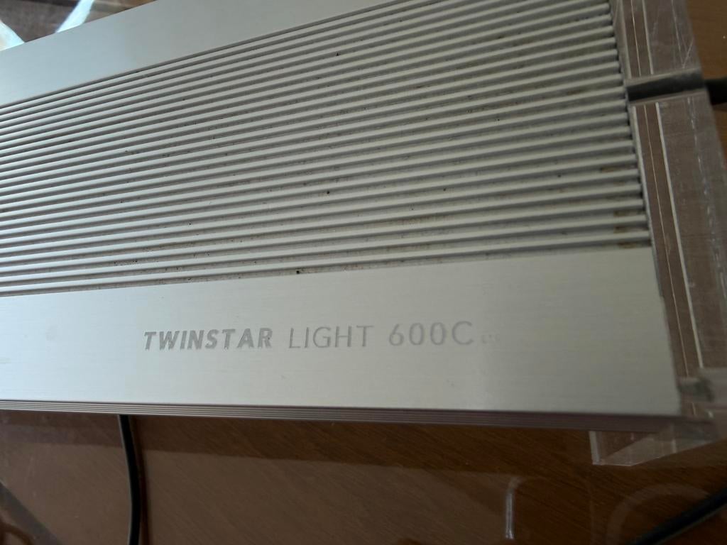 Twinstar Light 600C, Dieren en Toebehoren, Vissen | Aquaria en Toebehoren, Ophalen of Verzenden, Zo goed als nieuw, Verlichting of Verwarming