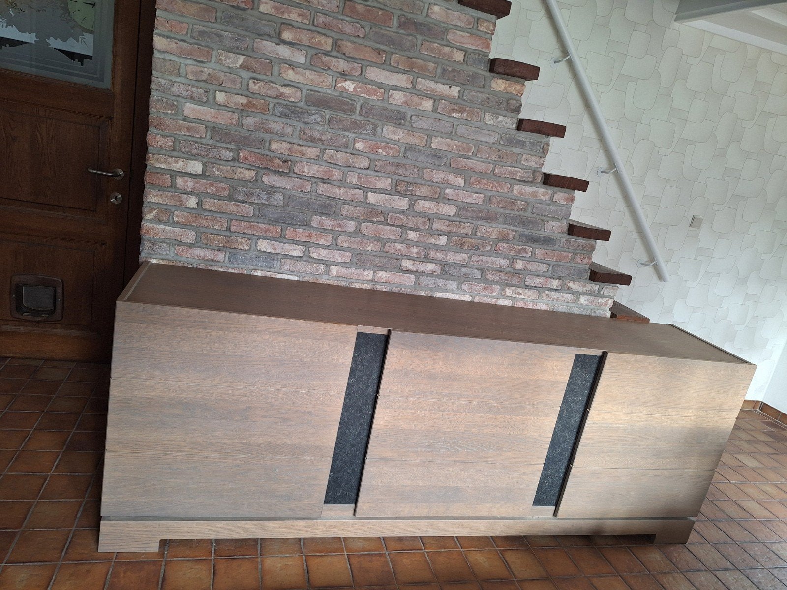 Eiken dressoir en vitrinekast, Ophalen