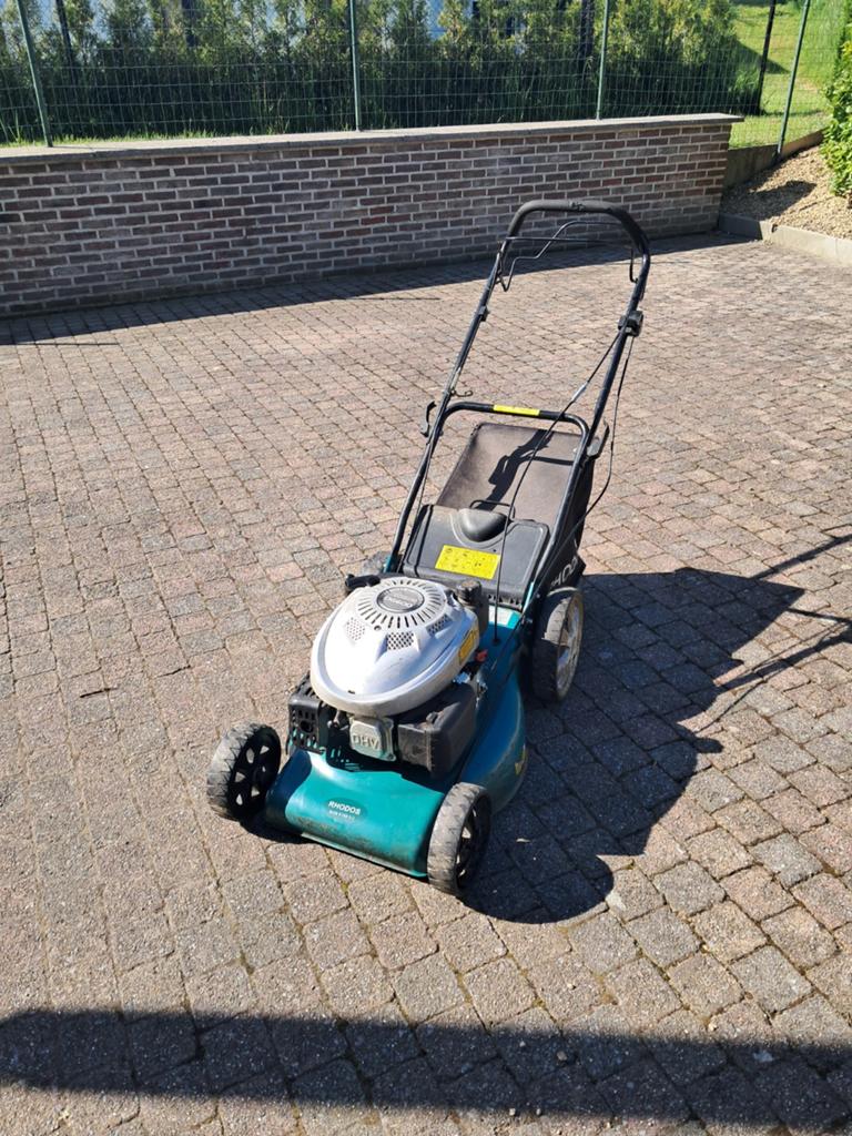 Tondeuse à gazon avec traction. B&S 6 ch, Jardin & Terrasse, Tondeuses à gazon, Comme neuf, Tondeuses à gazon à essence, 50 cm ou plus