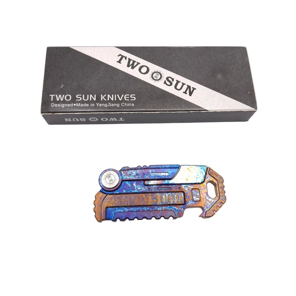 Porte-scalpel en titane TwoSun TS196 Pioneer, design rhin —, Enlèvement ou Envoi, Comme neuf