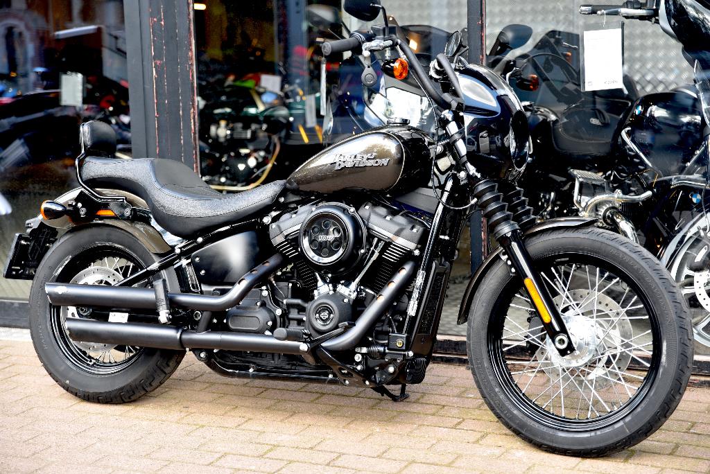 HARLEY DAVIDSON 107 STREET BOB ***MOTOVERTE.BE***, Motos, Motos | Harley-Davidson, 1745 cm³, Entreprise, Occasion, Chopper