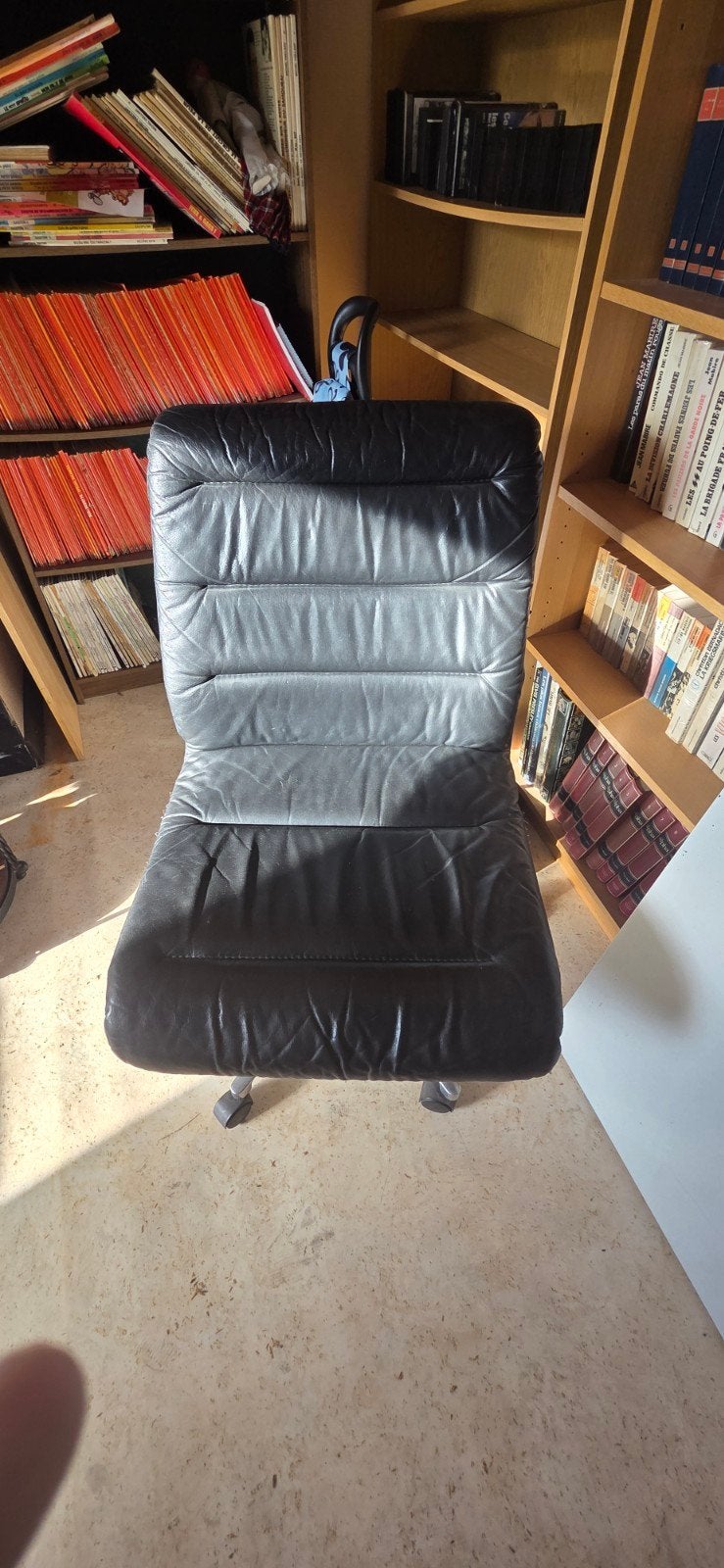 ancien fauteuil  de bureau en cuir, Enlèvement, Cuir