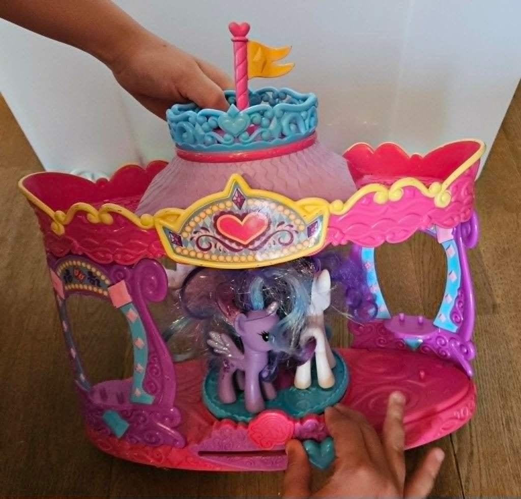 MY LITTLE PONEY MANEGE, Enfants & Bébés, Jouets | My Little Pony, Enlèvement ou Envoi, Utilisé