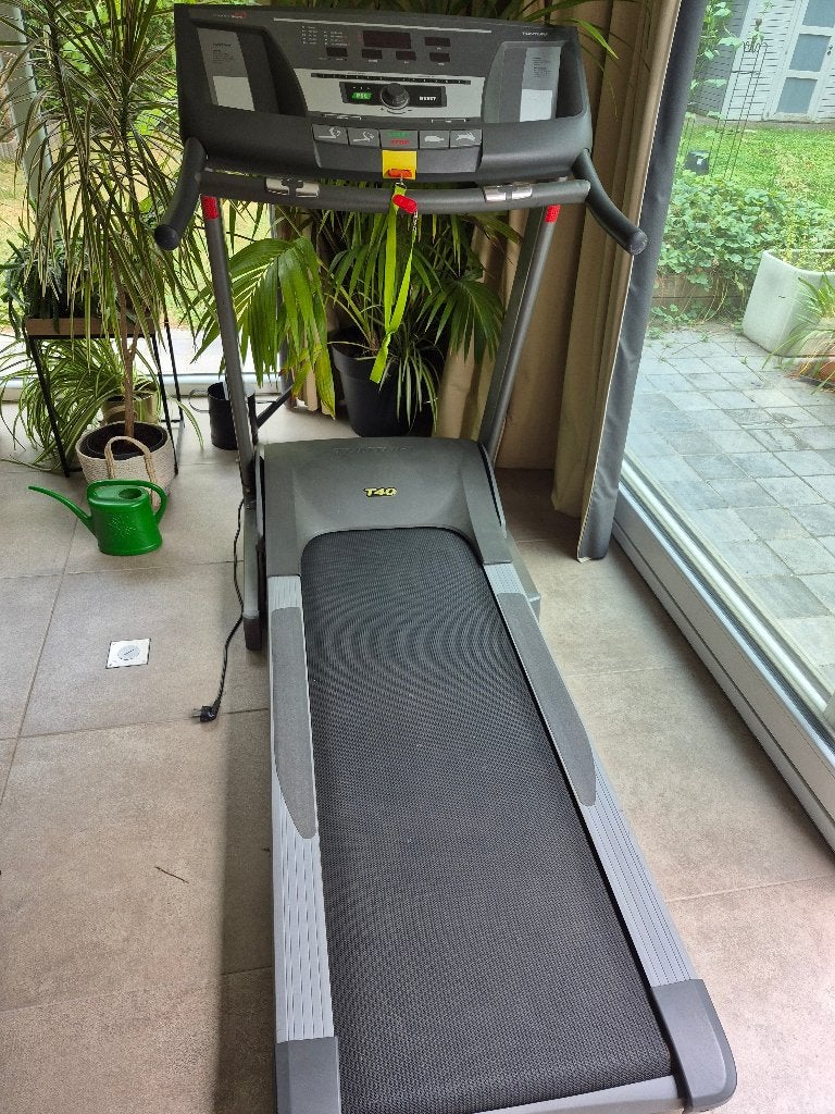 Tapis de course Tunturi T40 - avec défaut, Sports & Fitness, Enlèvement, Utilisé, Synthétique, Tapis roulant