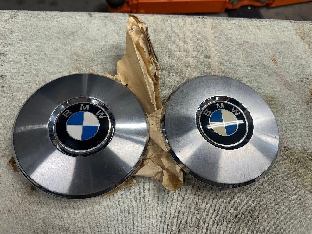 Couvre-roues en acier inoxydable BMW E28 NEUFS -  2 pièces, Autos : Pièces & Accessoires, Enlèvement ou Envoi, Neuf, 14 pouces