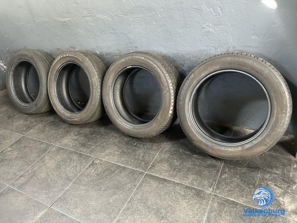 6-7mm! Zomerbanden 235/55R19 Michelin Continental, Auto-onderdelen, Banden en Velgen, 19 inch, Gebruikt, -, -