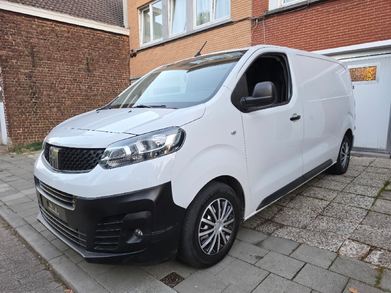Fiat Scudo 2023 Camionette, Autos, Achat, Euro 6, Boîte manuelle, Noir