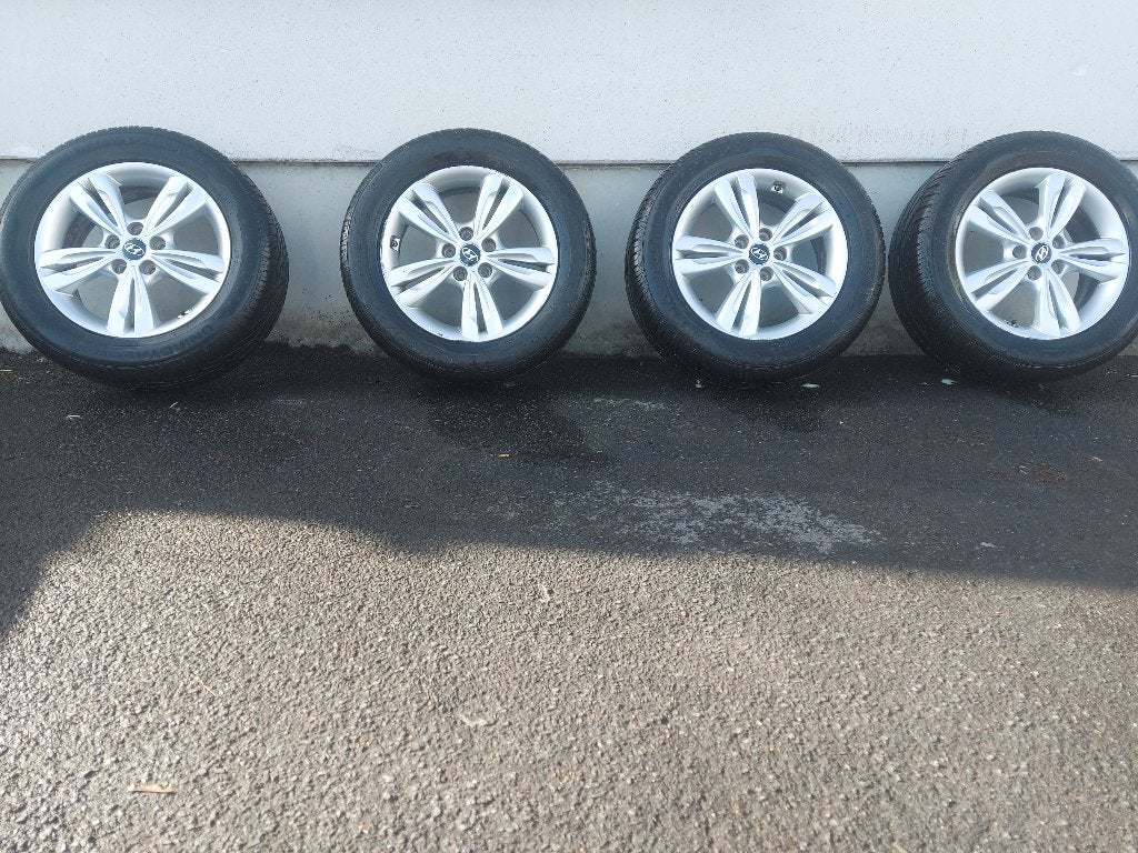 Wielenset velg+band/Hyundai Tucson ix35/Kia/ Steek 5x114.3, Ophalen, Gebruikt, Velg(en), 17 inch