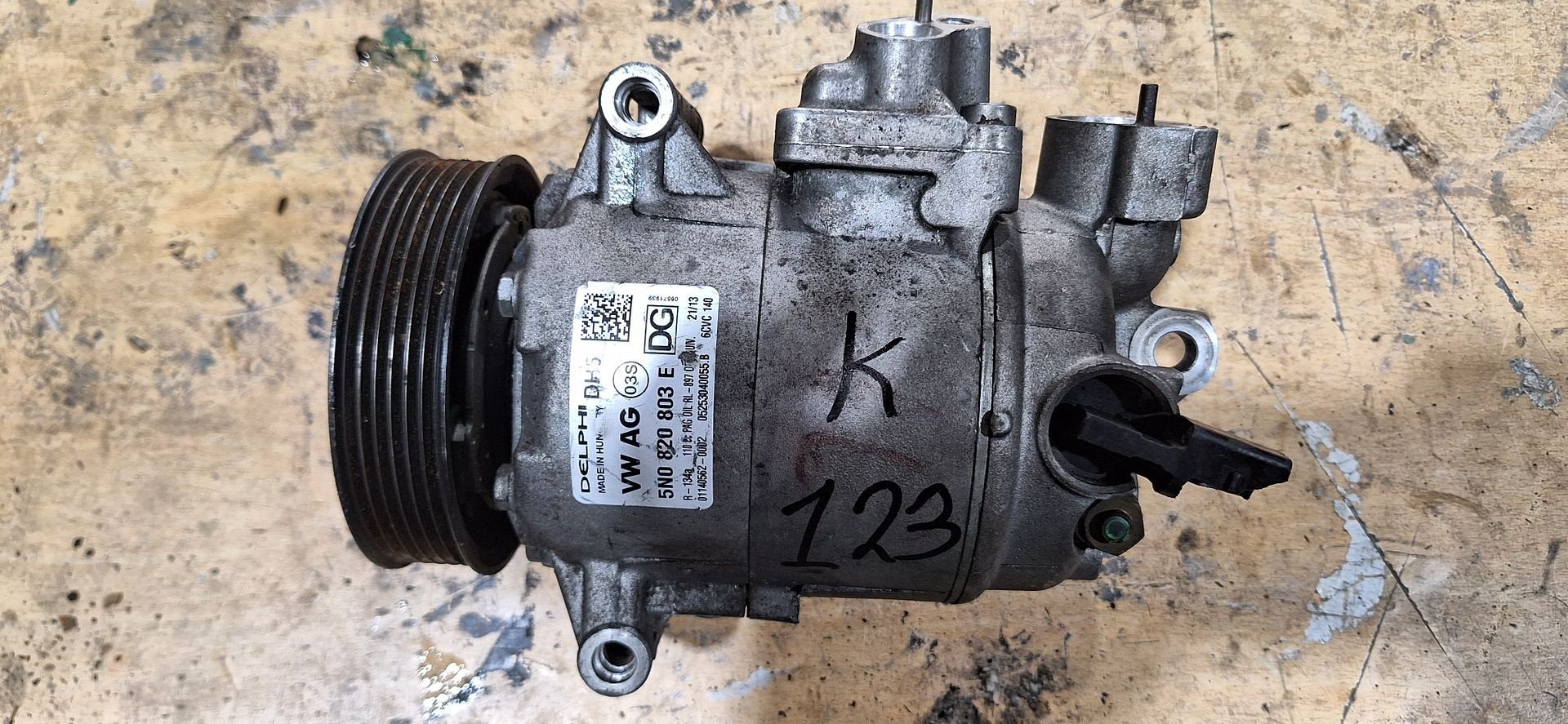 Originele Aircopomp VW / Audi / Seat / Skoda – 5K0820803E, Auto-onderdelen, Gebruikt, -, -, -