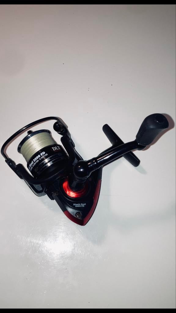 Dlt bionic reel 2500fd, Watersport en Boten, Hengelsport | Roofvissen, Ophalen, Zo goed als nieuw