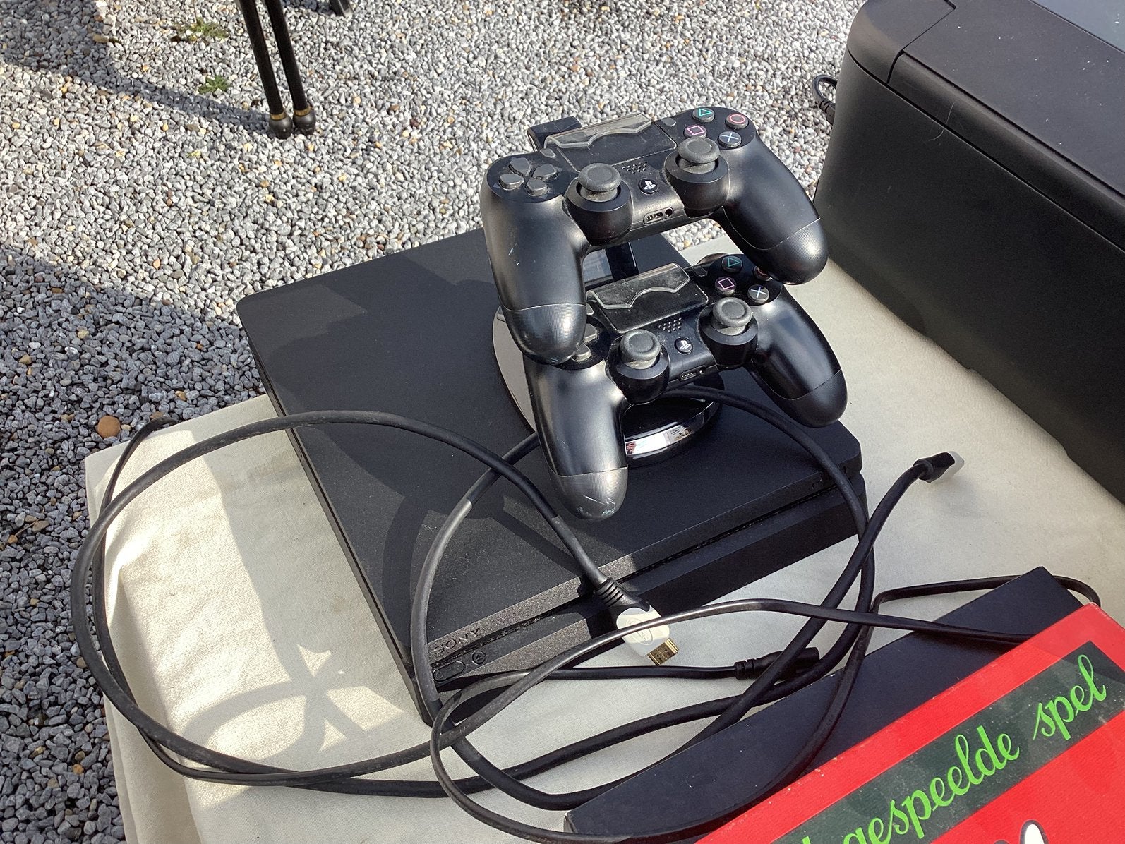 PS4 avec 2 manettes, Enlèvement, Comme neuf, Avec 2 manettes