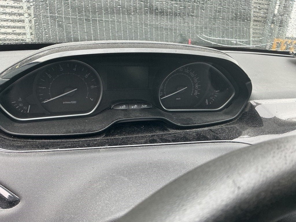 INSTRUMENTS DE BORD Peugeot 208 I (CA / CC / CK / CL), Kontakt-peugeot@peugeot.com, Utilisé, Peugeot Deutschland GmbH, Bahnhofsplatz
65423  Rüsselsheim, DE