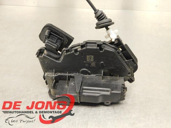 Serrure portière mécanique 2portes droite d'un Volkswagen, Volkswagen, -, 3 mois de garantie, Utilisé