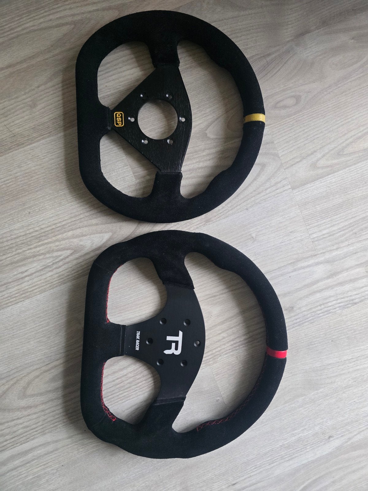 2 simrace stuurtjes, Consoles de jeu & Jeux vidéo, Jeux | PC, Enlèvement ou Envoi