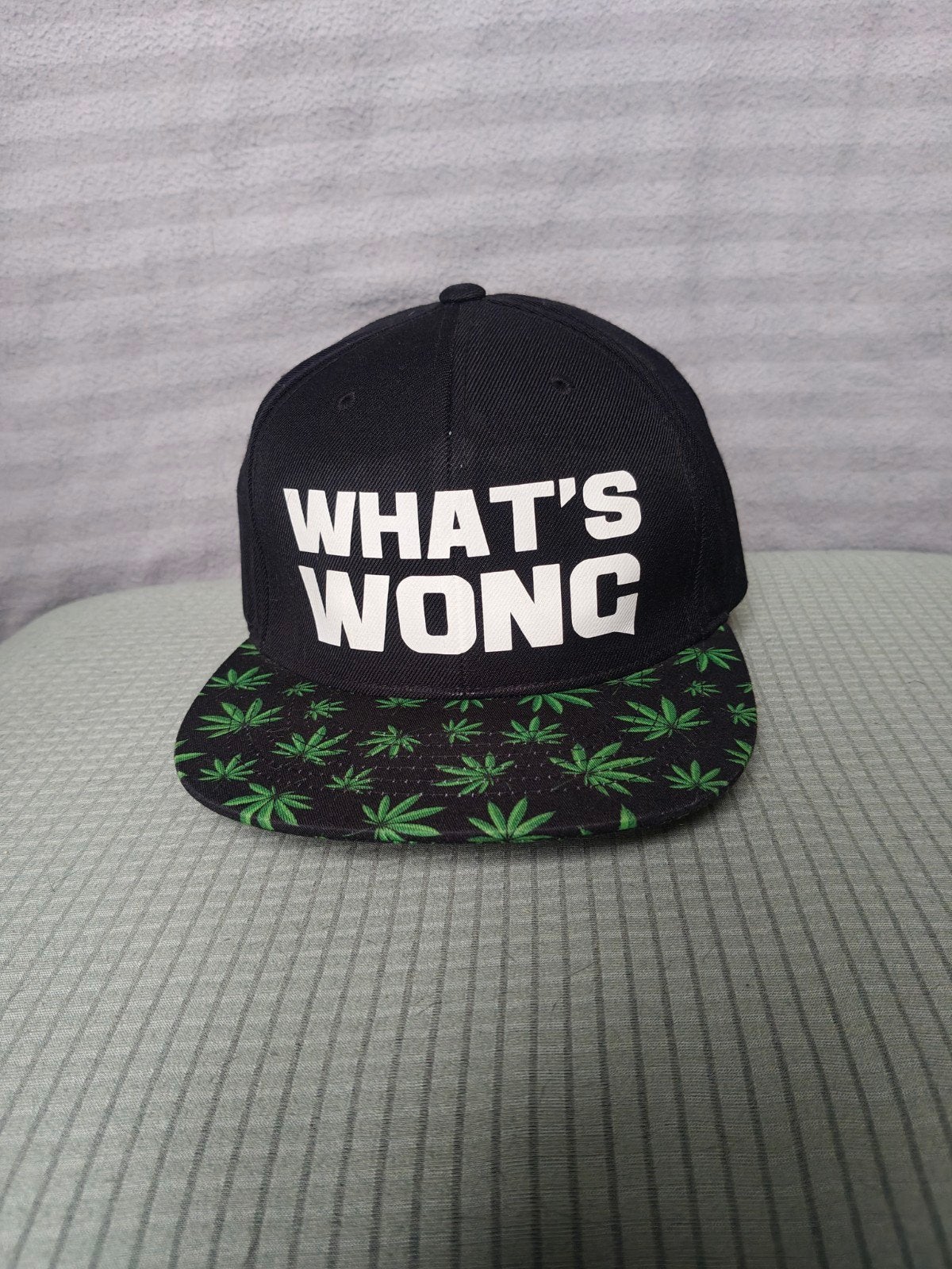 What's Wong snapback pet, Vêtements | Hommes, Chapeaux & Casquettes, Enlèvement ou Envoi, Comme neuf, One size fits all, Casquette