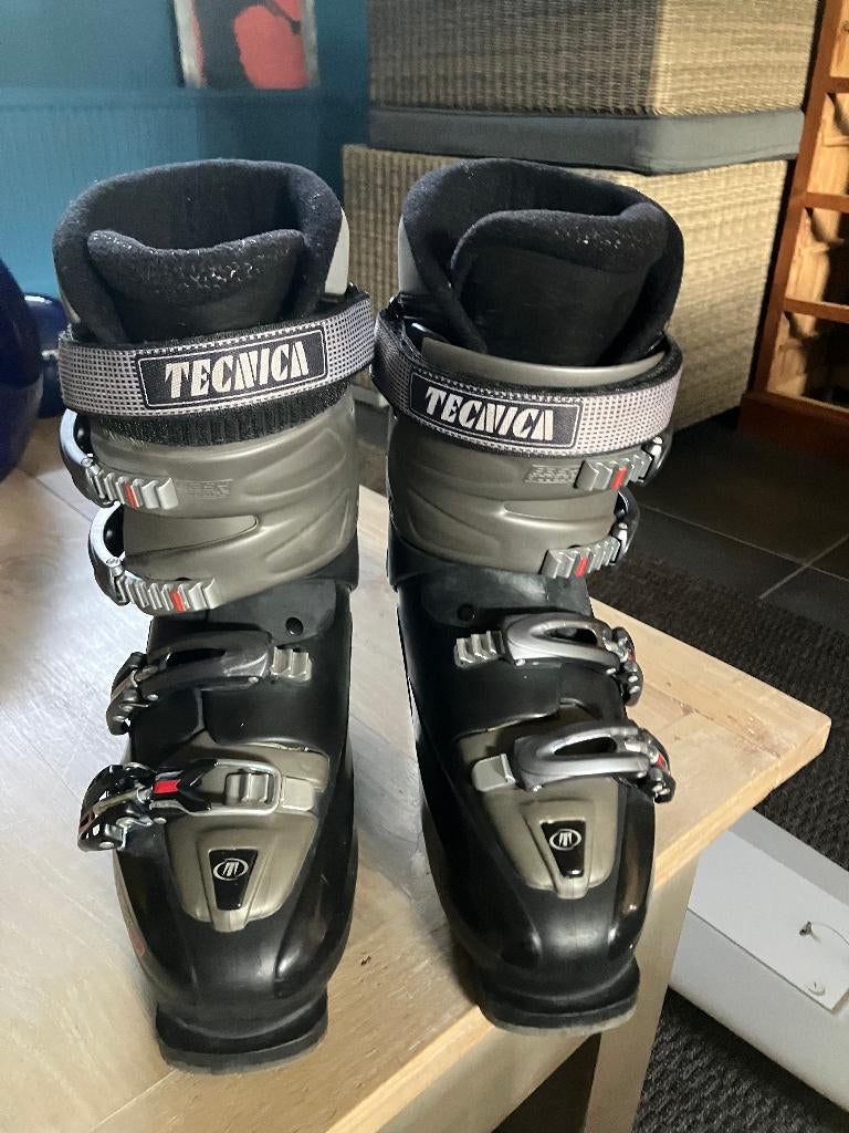 Paire de bottines de ski Tecnica pointure 40, Ophalen, Gebruikt, Ski, Overige merken