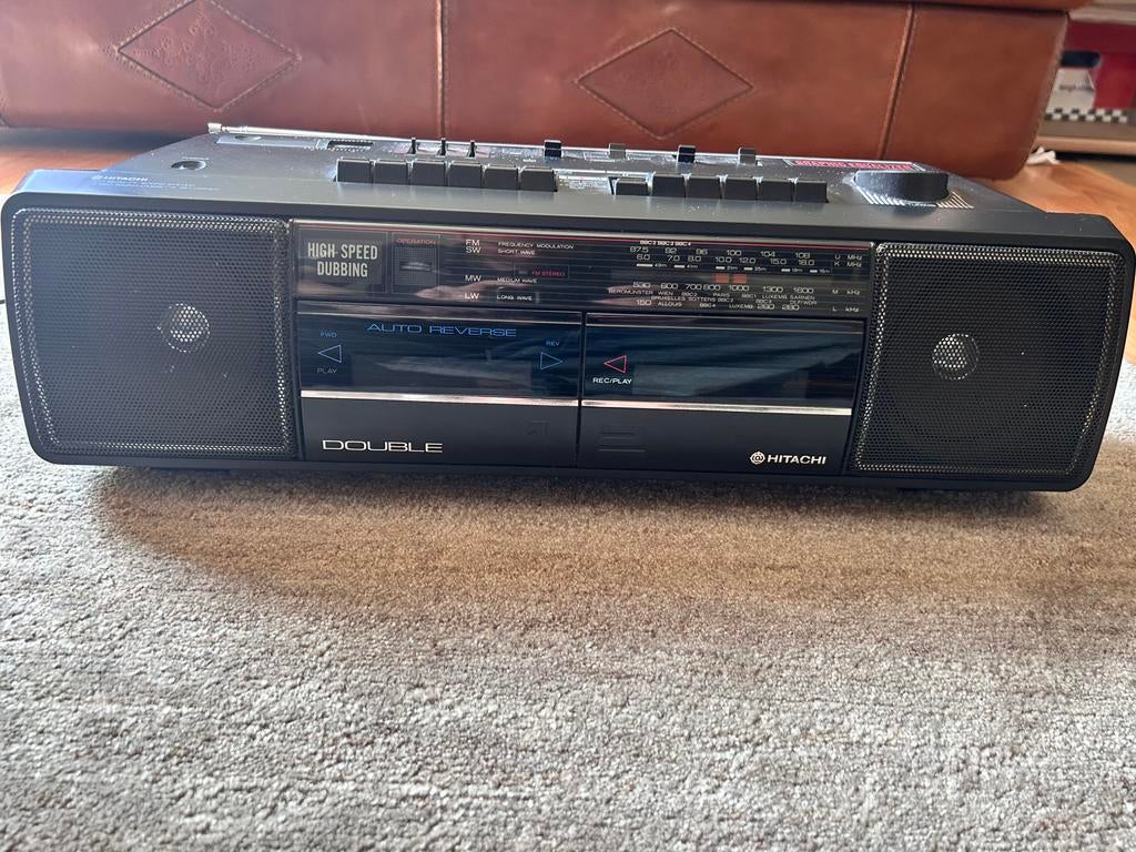 Vintage Hitachi Stereo Radio Cassette Recorder (Jaren '80), Enlèvement ou Envoi, Utilisé, Radio
