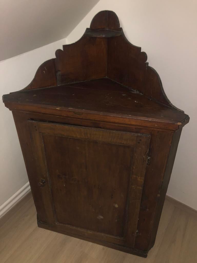 19e eeuwse hoekkast massief eik, Antiek en Kunst, Ophalen