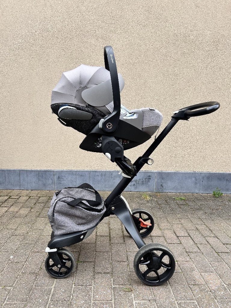 Siège d'auto portable Cybex Cloud T, Enfants & Bébés, Sièges auto, Enlèvement, Comme neuf, Autres marques, Ceinture de sécurité