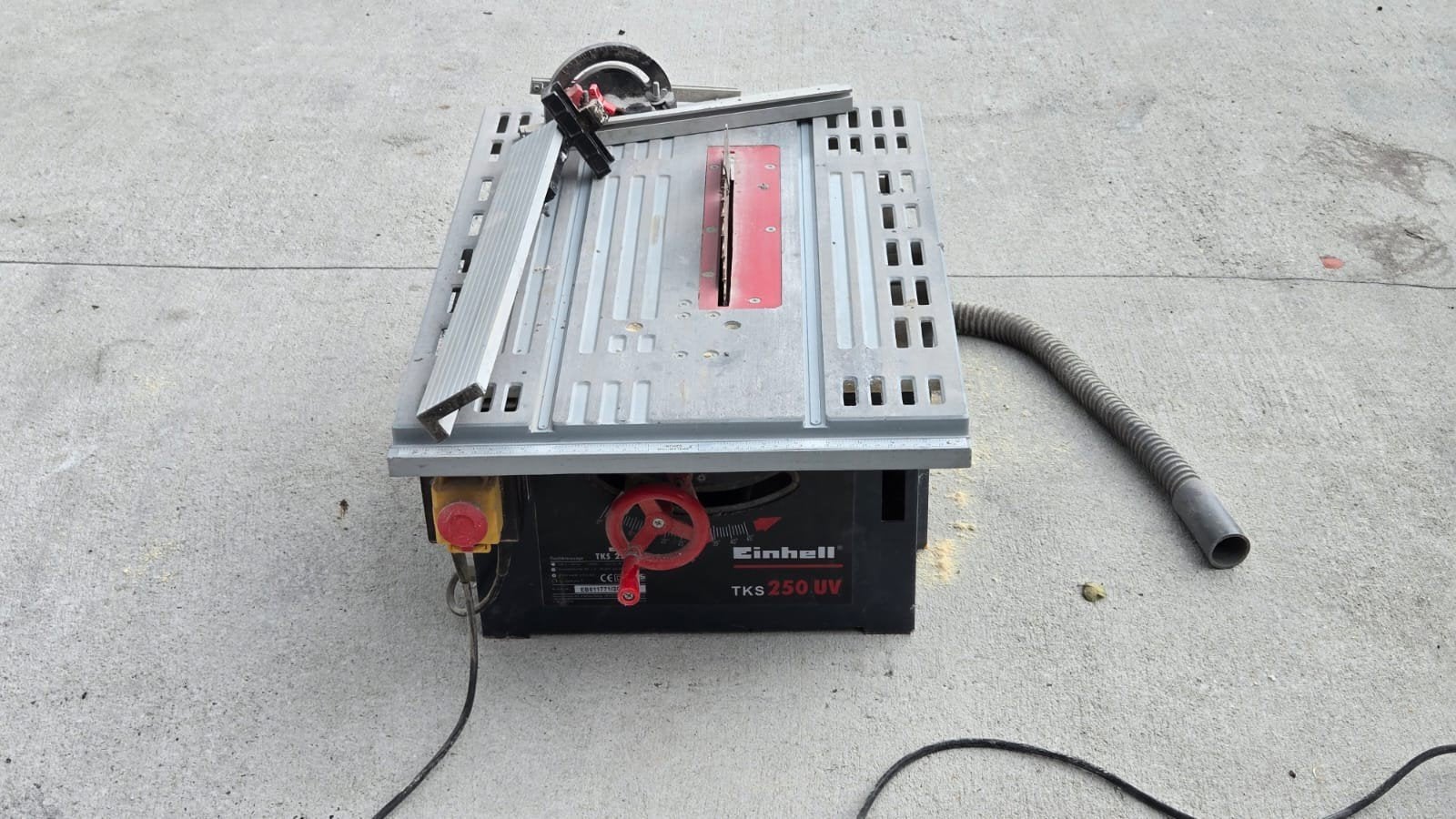 Einhell TKS 250 UV – Tafelcirkelzaag, Doe-het-zelf en Bouw, Ophalen