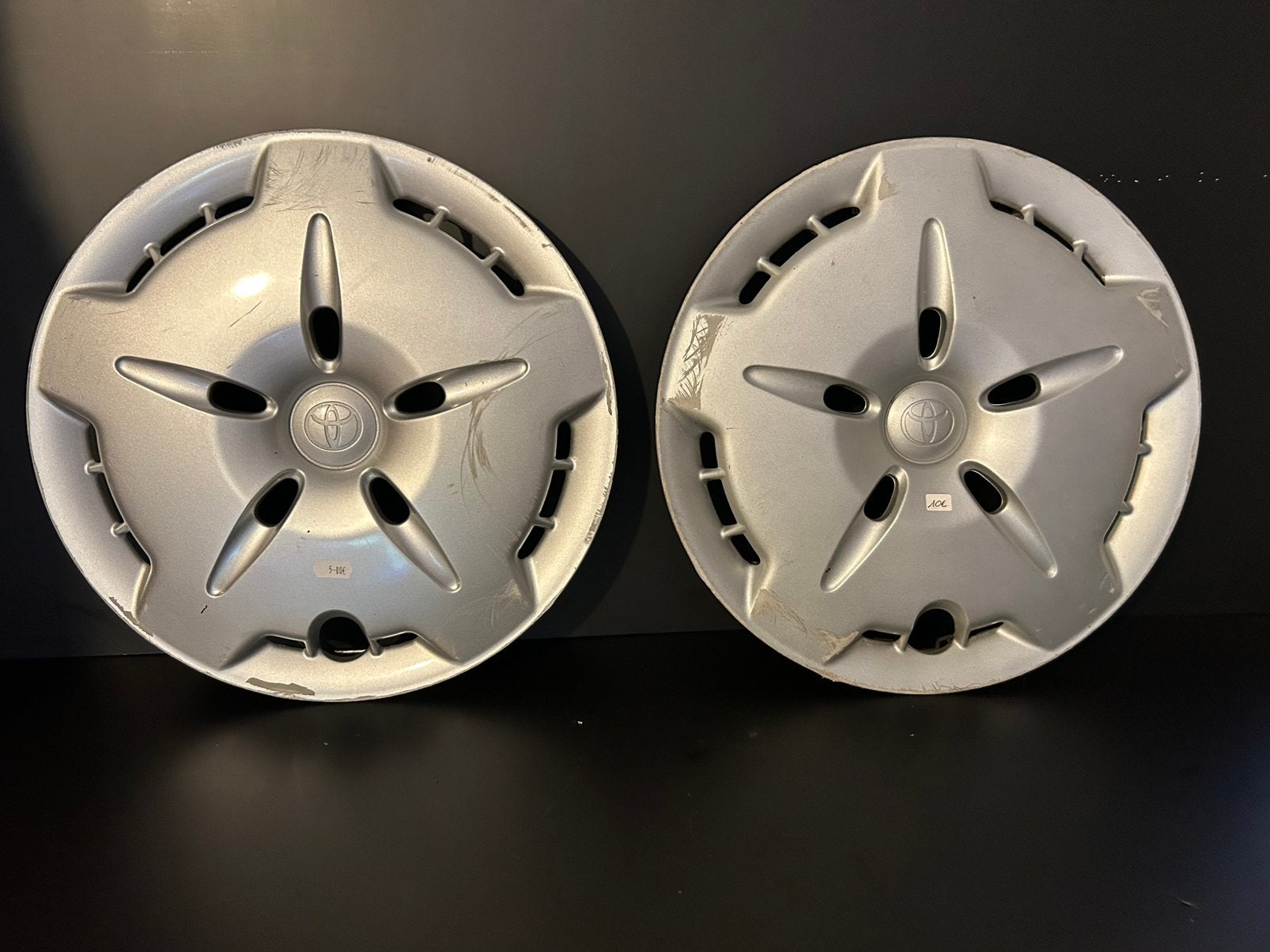 2 enjoliveurs d’origine Toyota Yaris aygo 14", Enlèvement ou Envoi, Utilisé