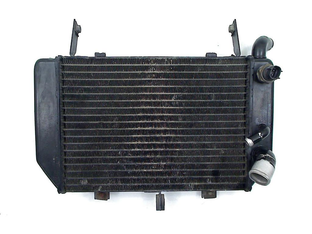 RADIATEUR EAU TL 1000 R 1998-2003 (TL1000R) (1772002FA0), Dhr. S. di Majo, Utilisé, Info@cama-motorparts.nl, P.J. Troelstraweg 8 8
3144 CX  MAASSLUIS, NL